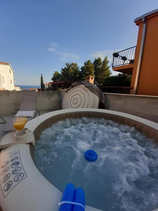 Lucky With Jacuzzi * Trogir