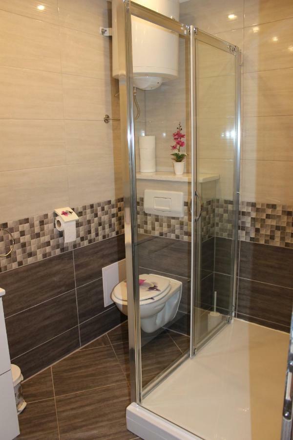 Lucky With Jacuzzi Apartment *