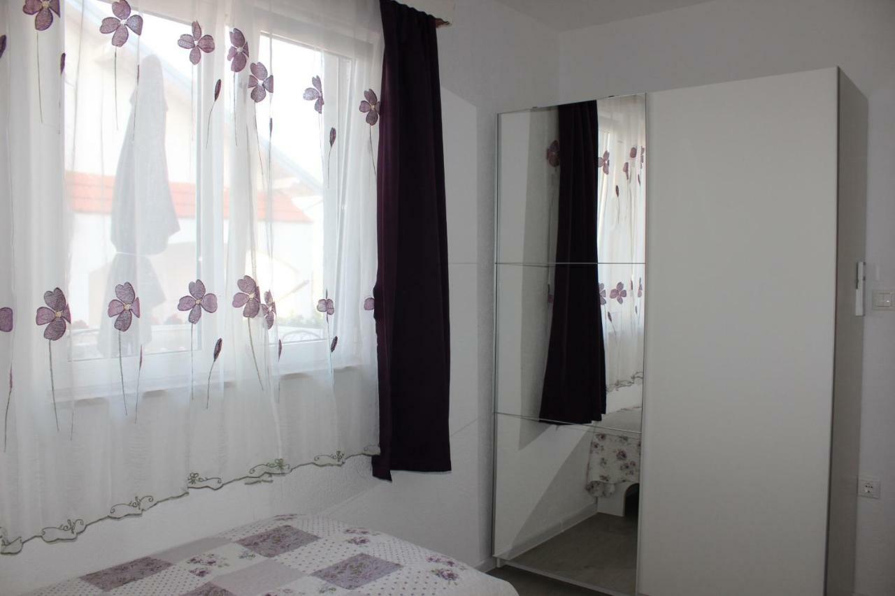 Lucky With Jacuzzi * Trogir