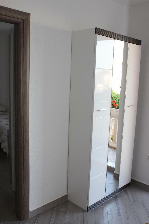 Lucky With Jacuzzi Apartment *